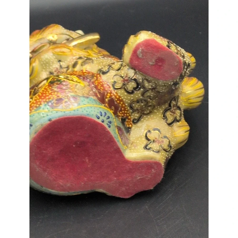 Japanese Antique Kutani Foo Dog Shishi Lion Figurine Red Velvet Bottom